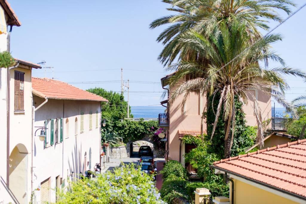New Fishermans House Seaside, Air Conditioning & Wi-Fi Bordighera Buitenkant foto