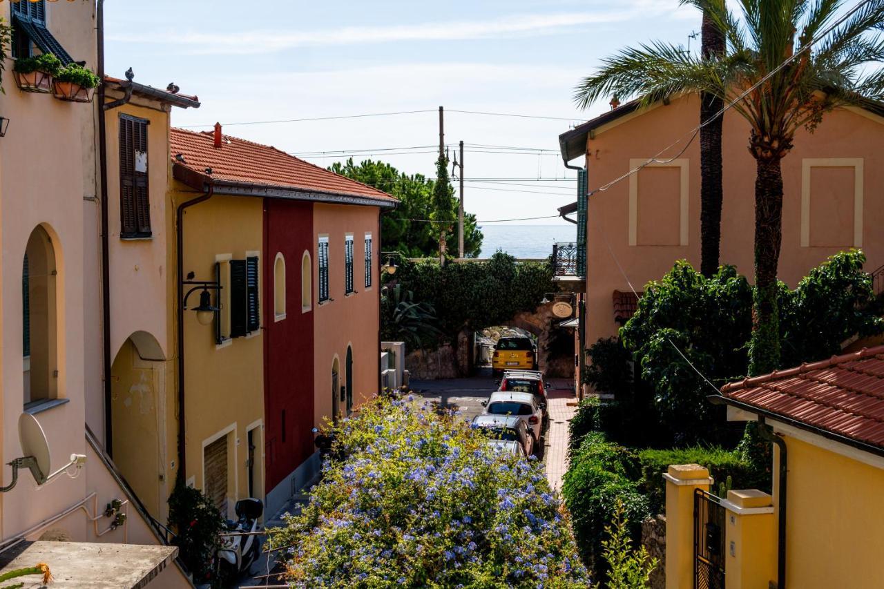 New Fishermans House Seaside, Air Conditioning & Wi-Fi Bordighera Buitenkant foto